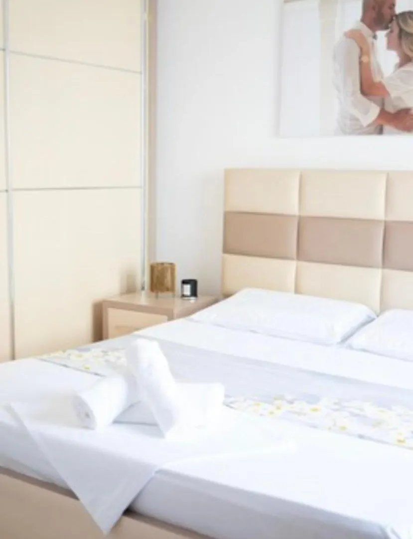 Iris Apartament Apartment Durres